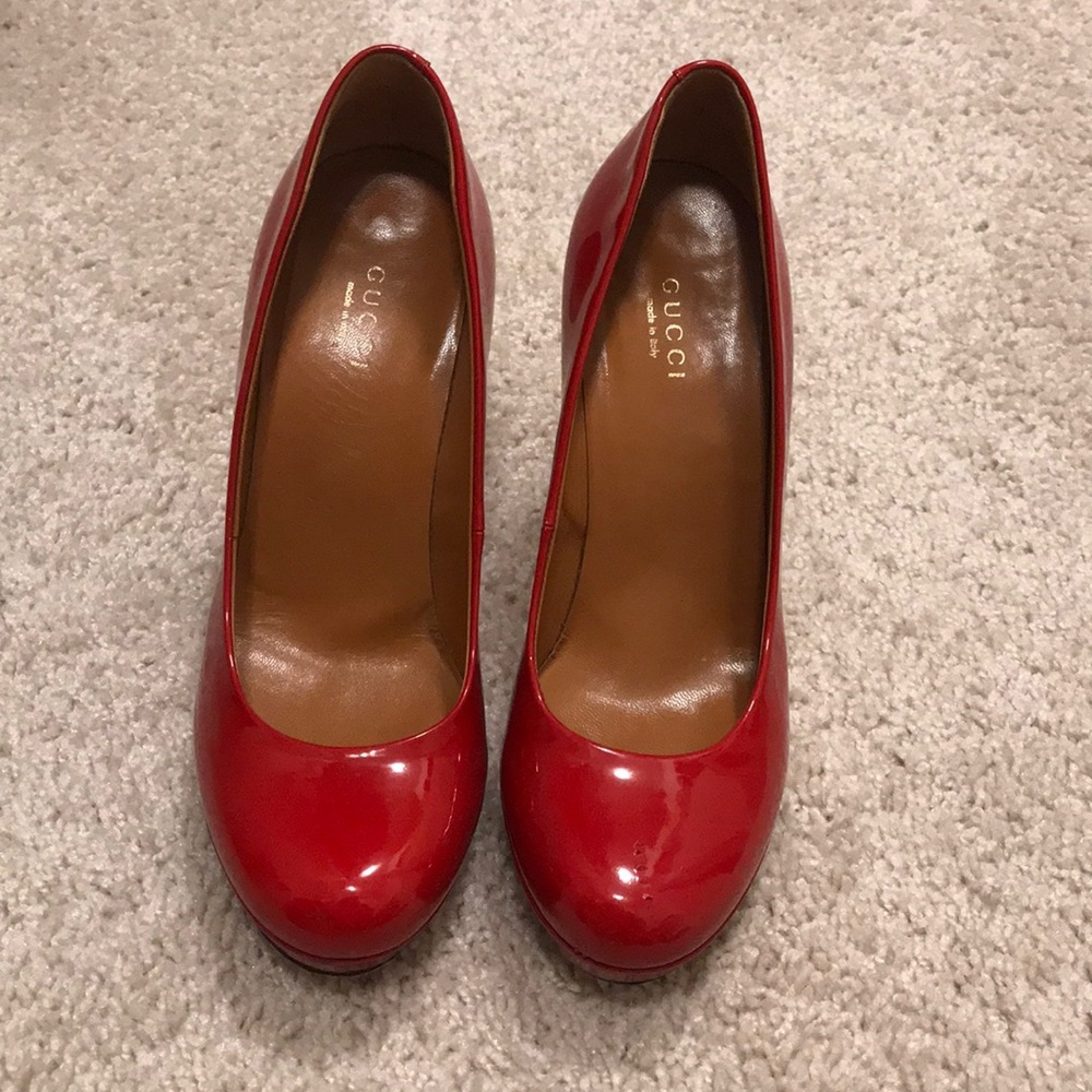 Red Gucci Patent Leather Pumps